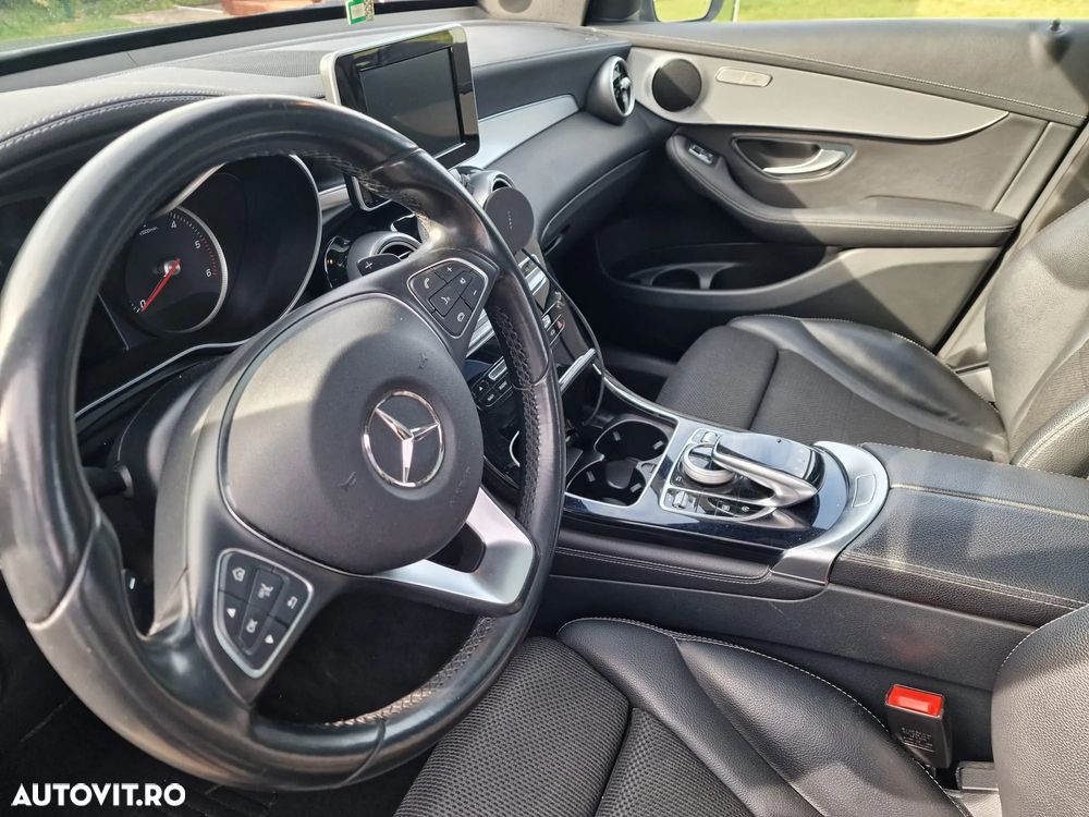 Mercedes-Benz GLC 220 d 4MATIC 9G-TRONIC - 11