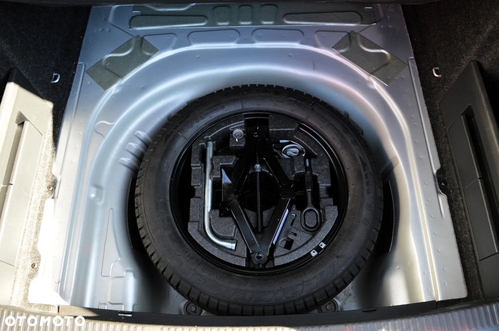 Skoda Superb 1.6 TDI GreenLine - 33