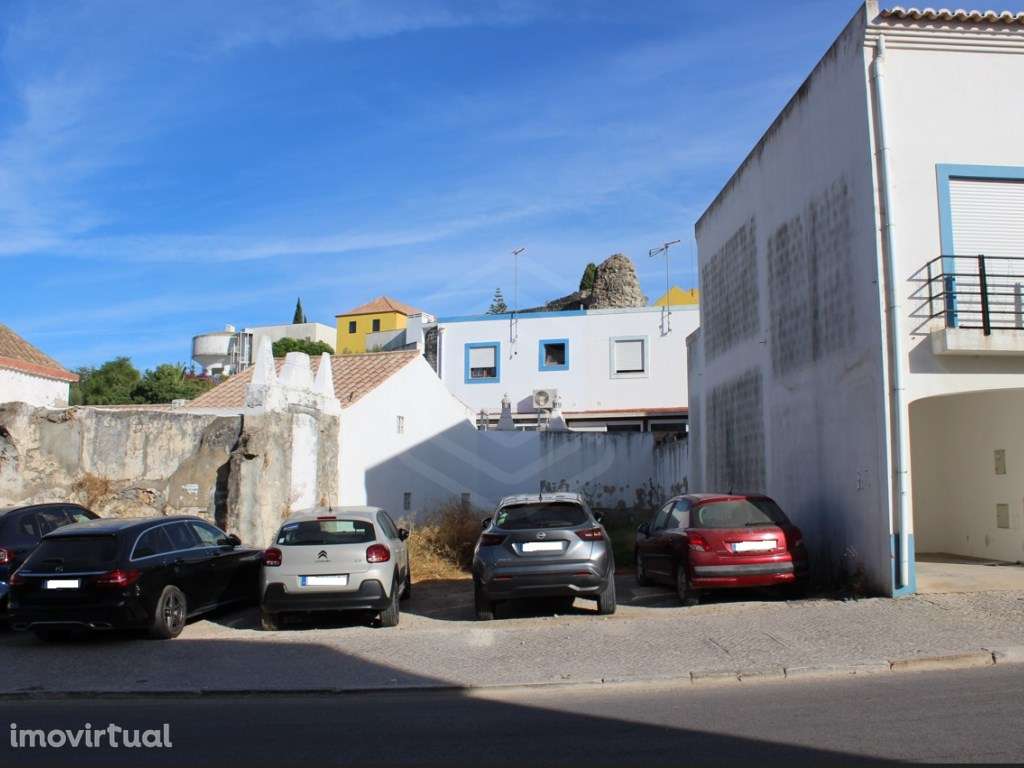 Terreno urbano para construção no centro da cidade em Tavira, Algarve - Grande imagem: 3/4