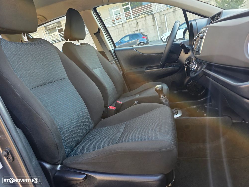 Toyota Yaris 1.0 VVT-i Comfort+P.Style - 22