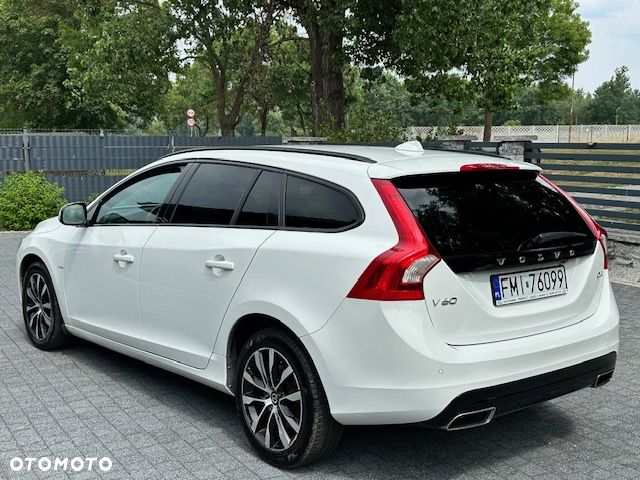 Volvo V60 D4 Geartronic Summum - 5