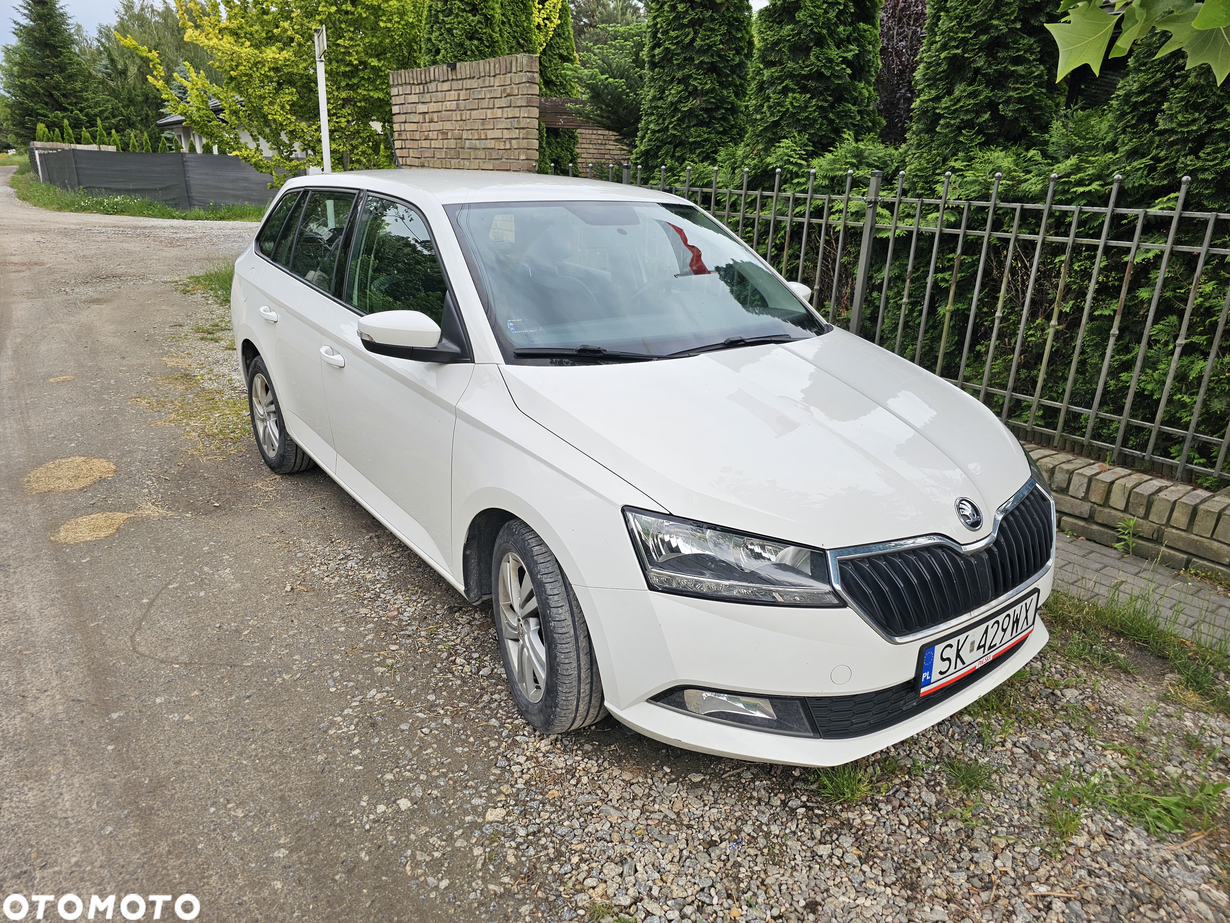 Skoda Fabia 1.0 Clever - 4