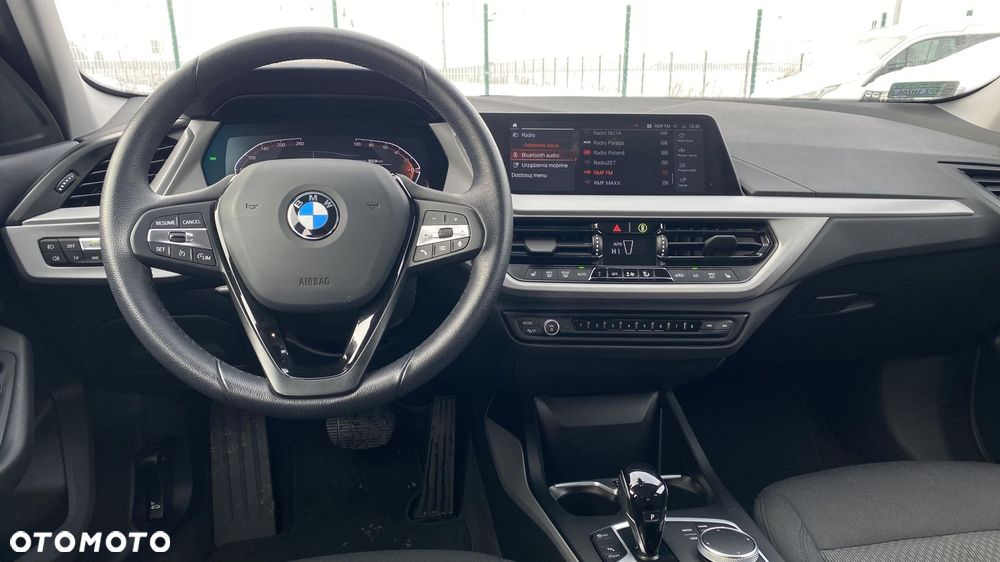 BMW Seria 1 118i Advantage - 10