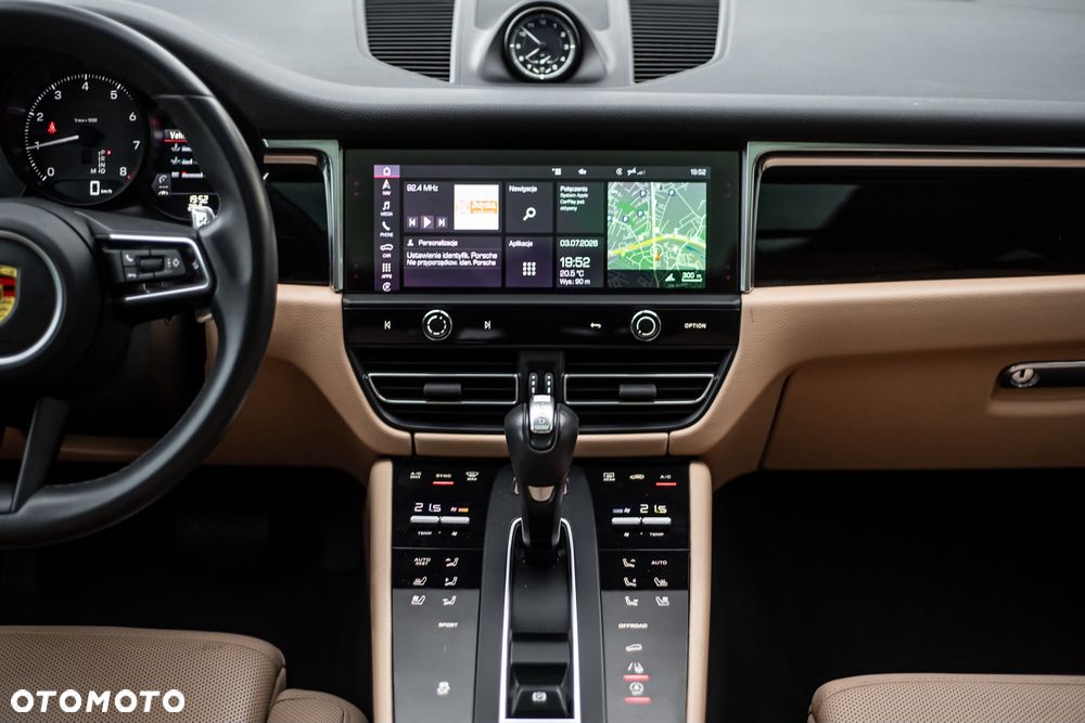 Porsche Macan Standard - 12