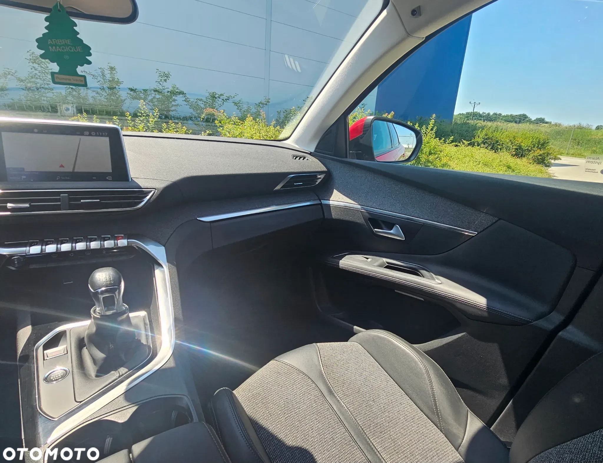 Peugeot 3008 1.2 PureTech Allure S&S - 12