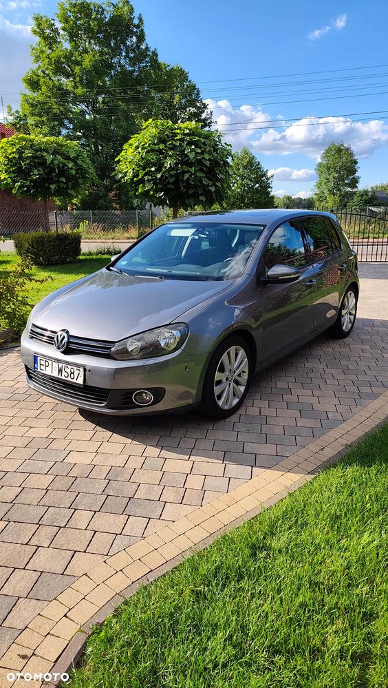 Volkswagen Golf 1.4 TSI Comfortline DSG - 2