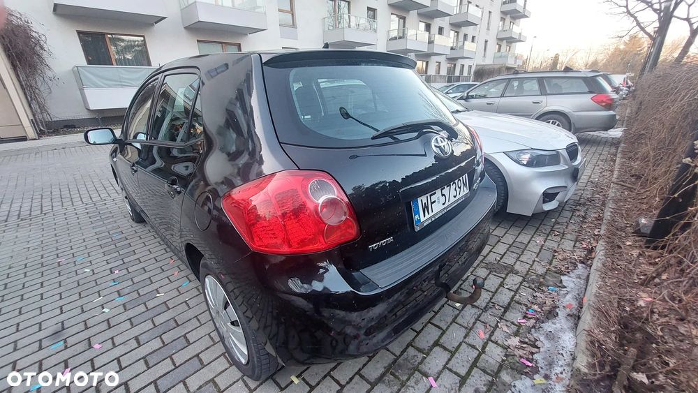Toyota Auris 2.0 D-4D - 3