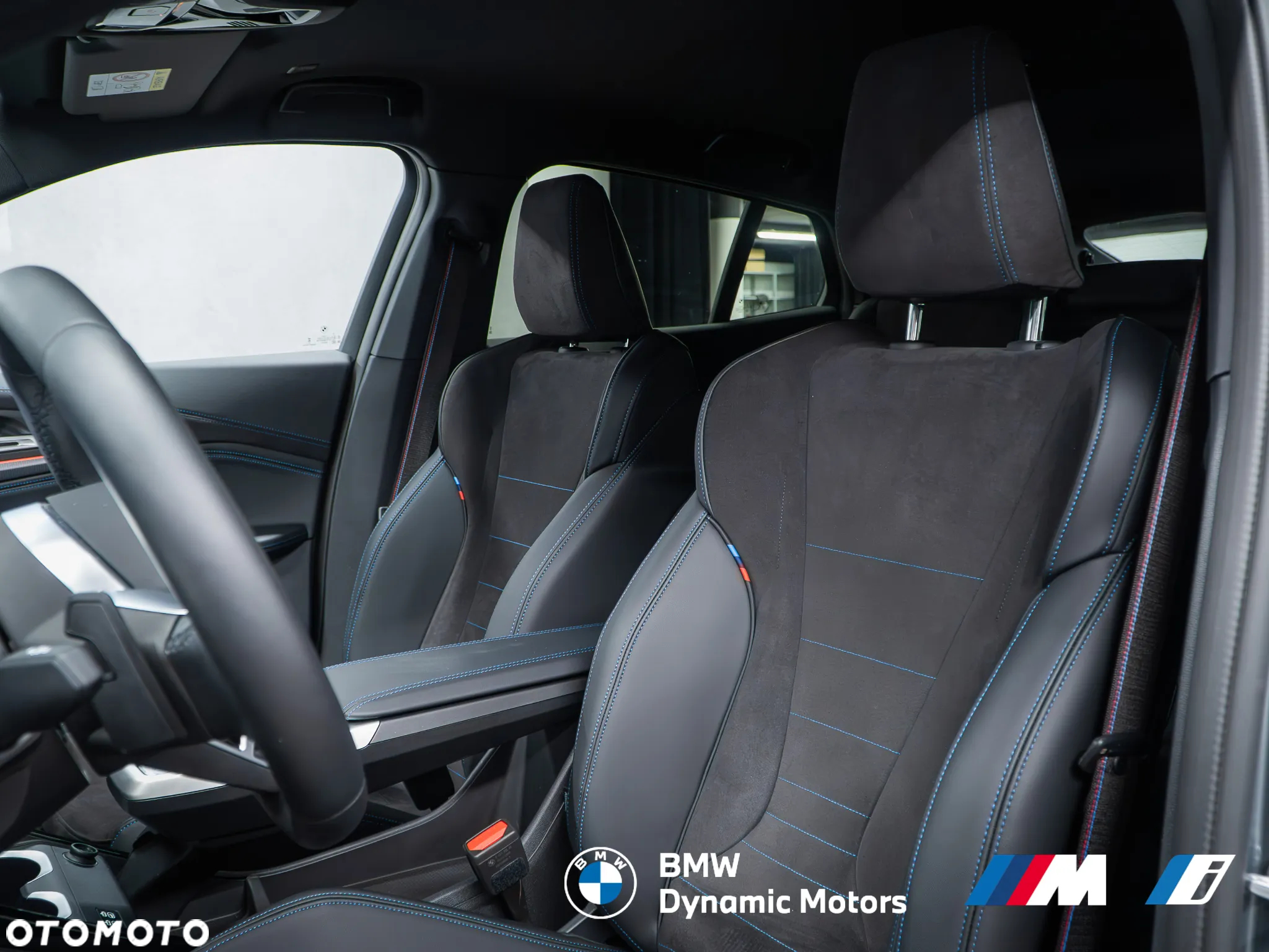 BMW iX2 eDrive20 - 16