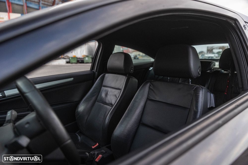 Opel Astra GTC 1.7 CDTI - 3