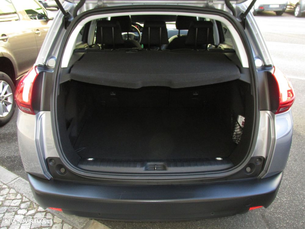 Peugeot 2008 1.2 PureTech Signature - 46