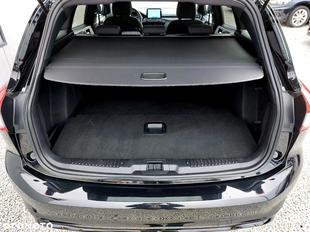 Ford Focus - 32