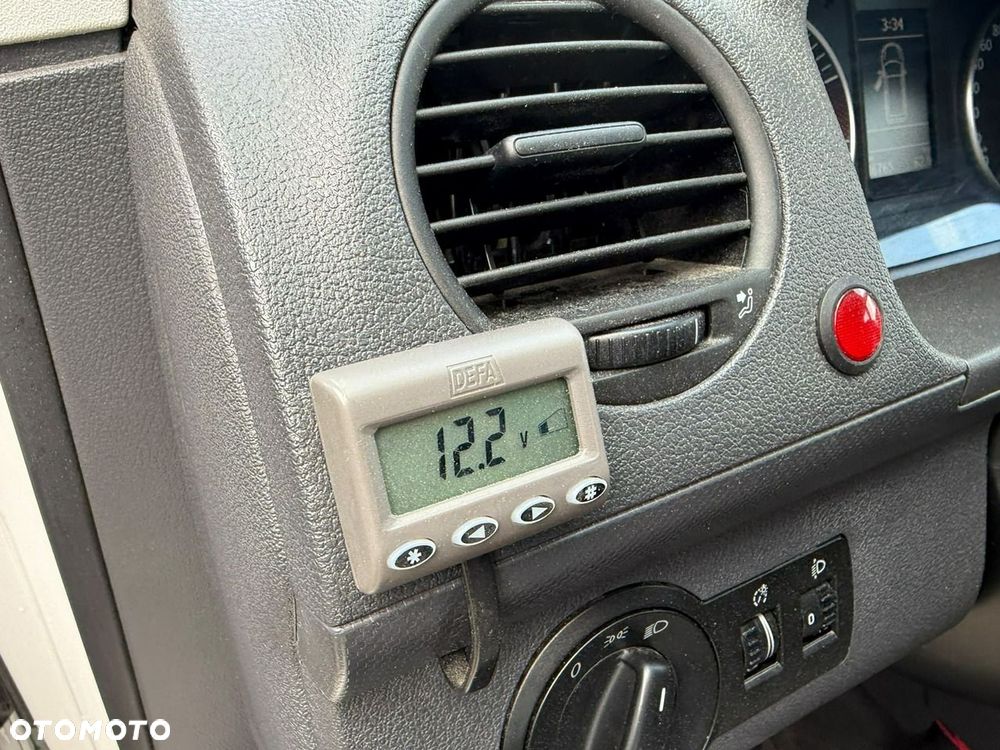 Volkswagen Caddy - 24