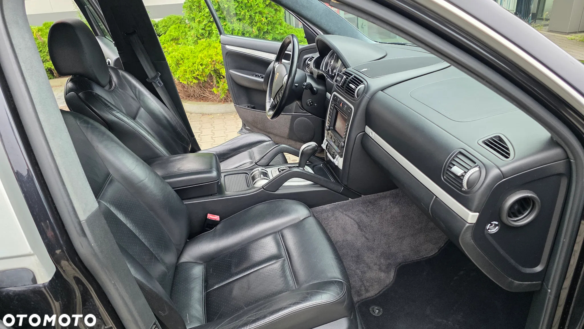 Porsche Cayenne Turbo - 14