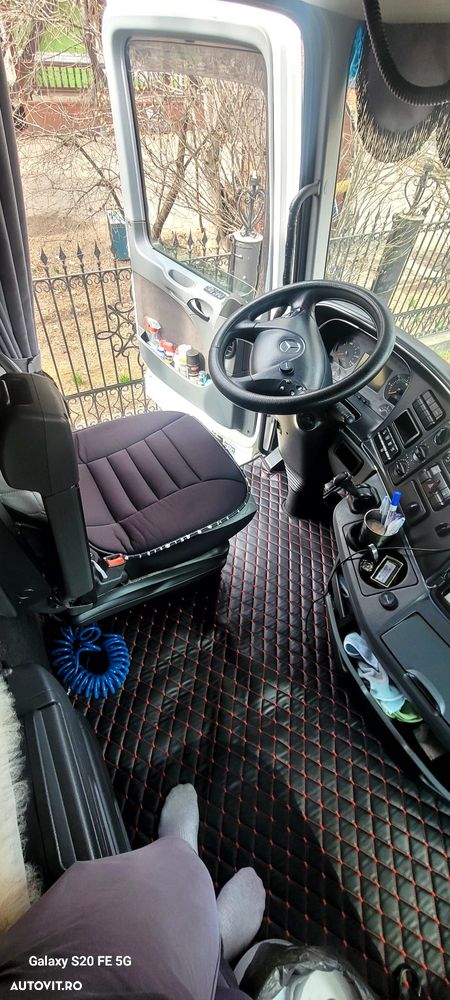 Mercedes-Benz Actros MP2 - 12