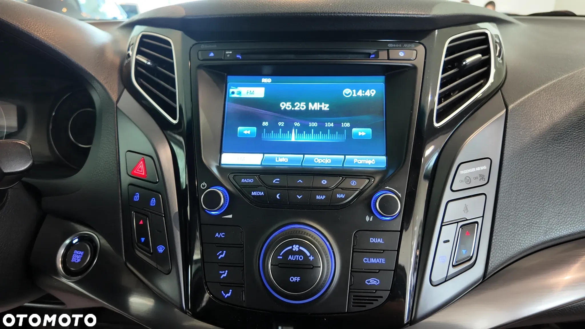 Hyundai i40 Kombi 1.7 CRDi DCT Premium - 38