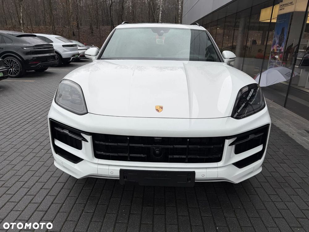 Porsche Cayenne - 2