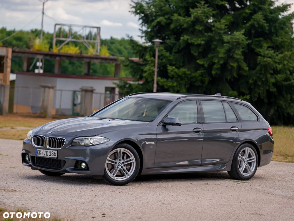 BMW Seria 5 528i Sport-Aut - 2