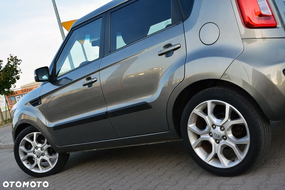 Kia Soul 1.6 CRDi XL EU5 - 29