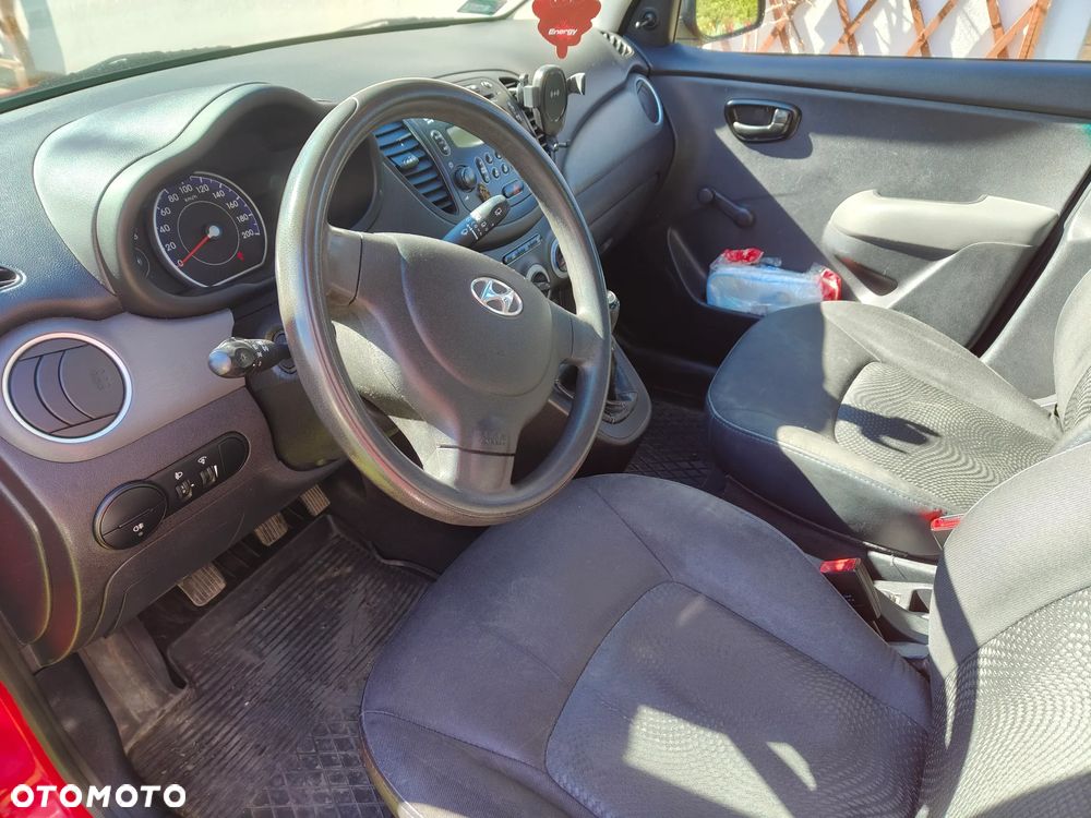 Hyundai i10 1.1 Base - 6