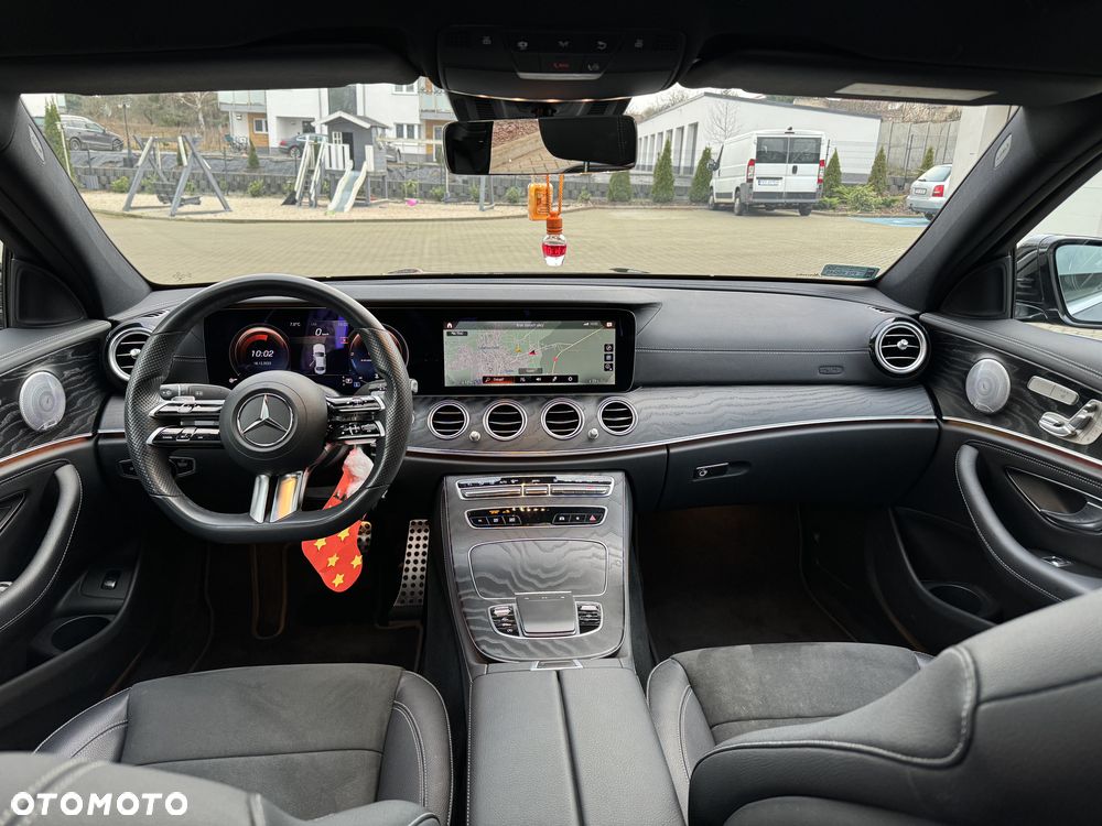 Mercedes-Benz Klasa E 220 d AMG - 30