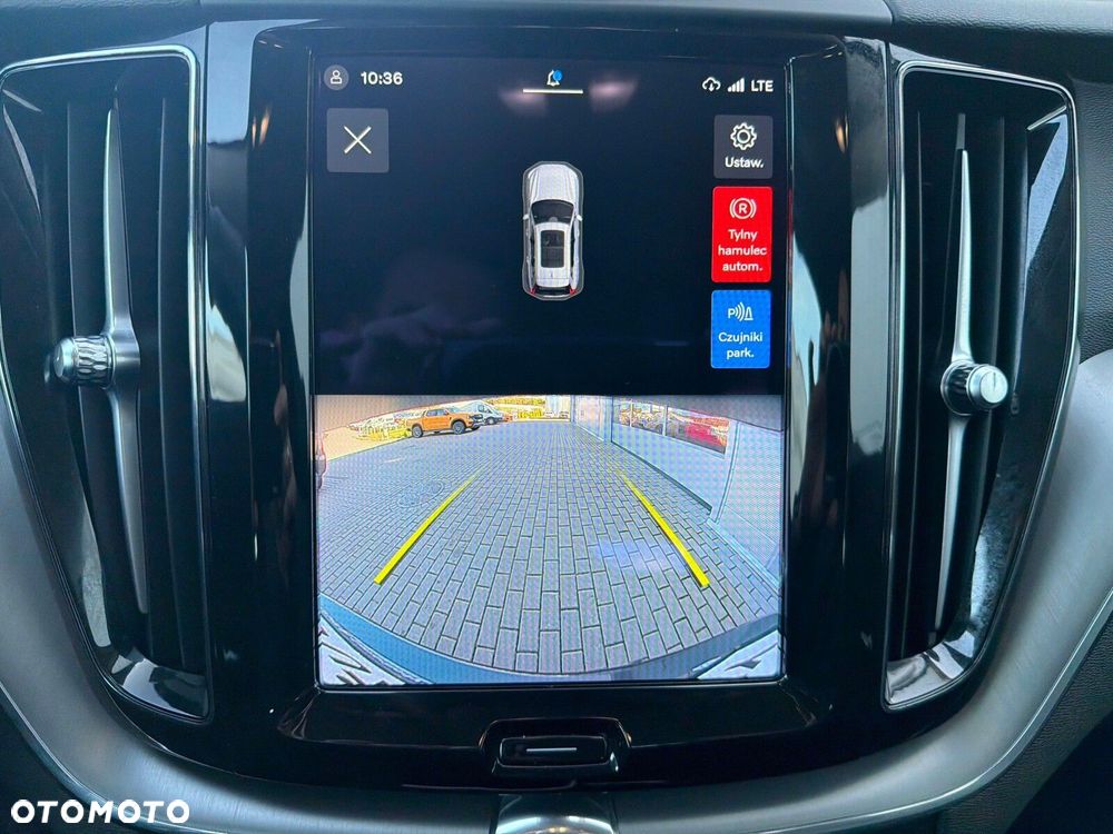 Volvo XC 60 - 28
