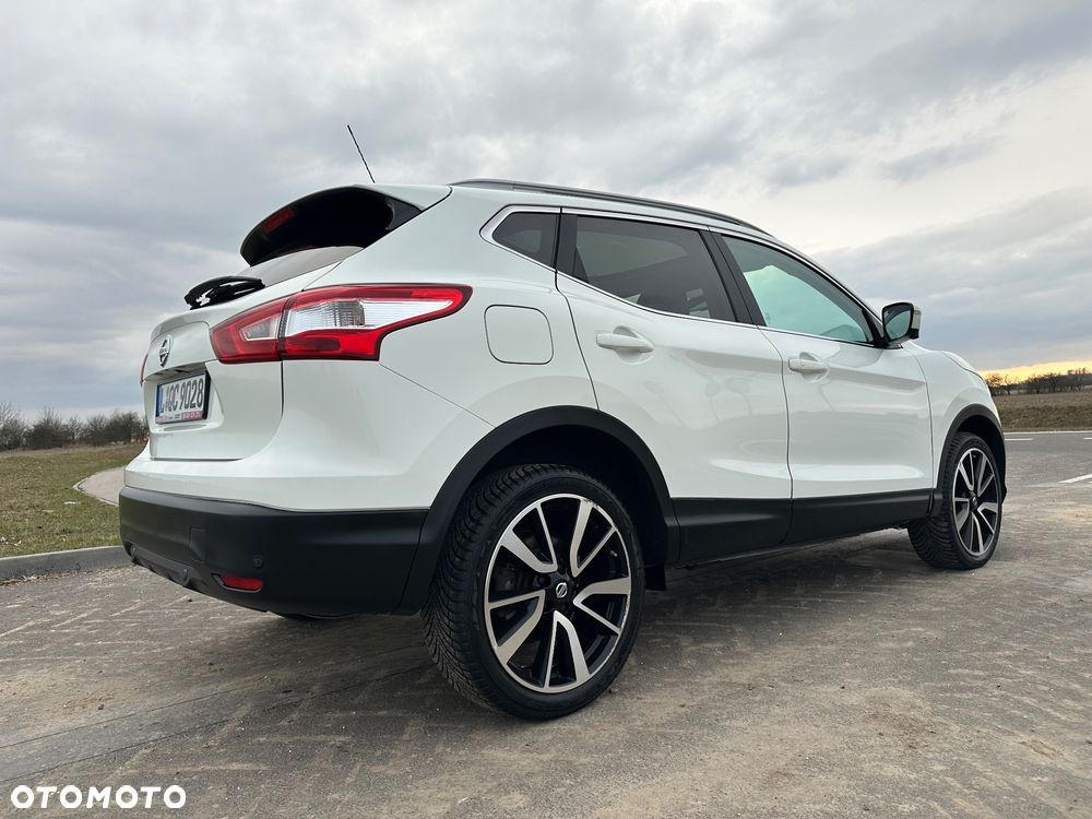 Nissan Qashqai 1.6 DIG-T Tekna - 4