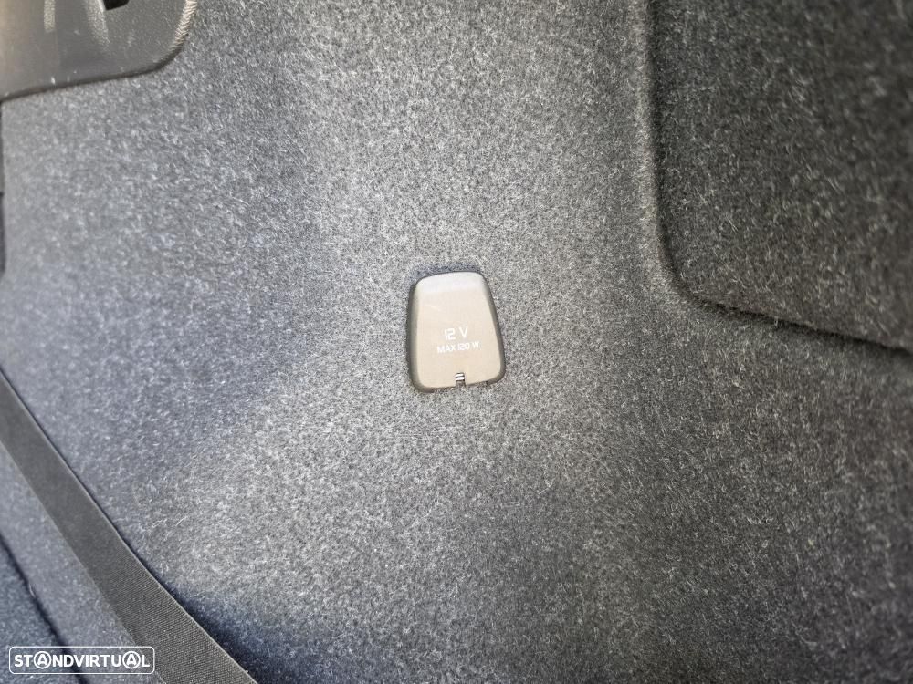 Volvo XC 40 2.0 D3 Inscription Geartronic - 22