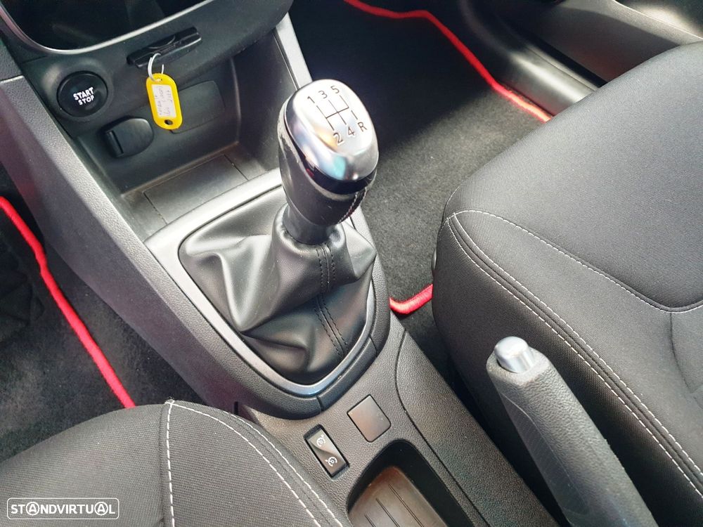 Renault Clio 1.5 dCi Limited - 18