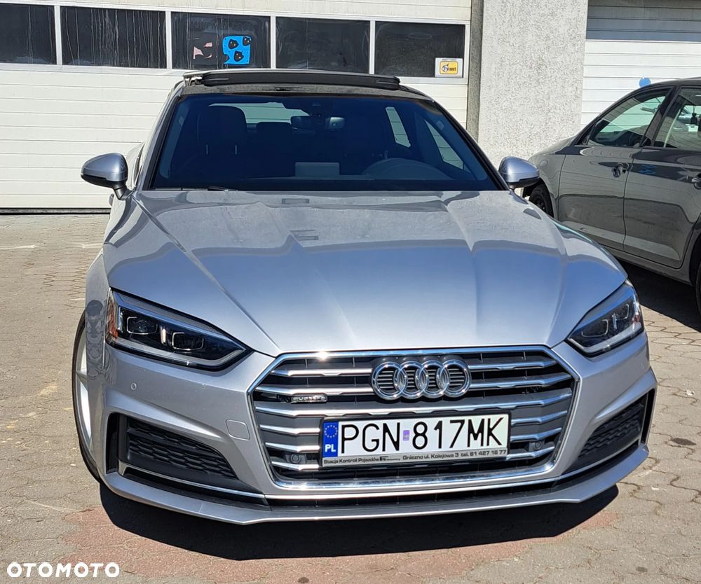 Audi A5 Coupé - 1
