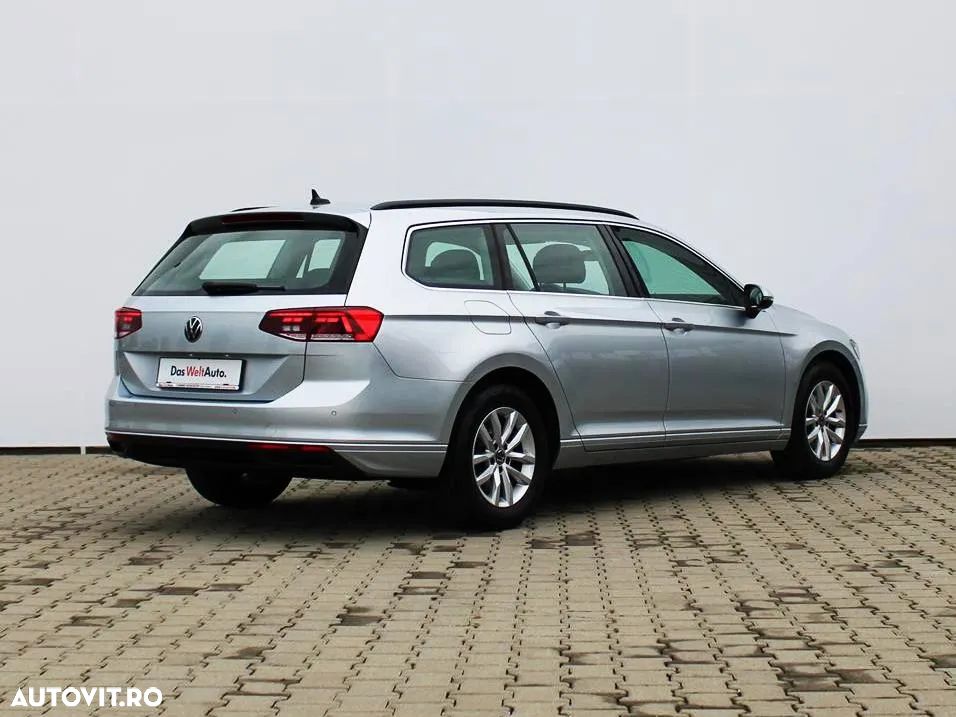 Volkswagen Passat Variant 2.0 TDI DSG Business - 5