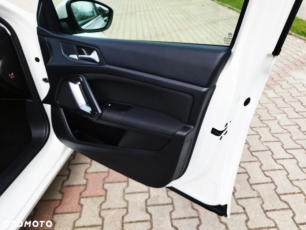 Peugeot 308 1.6 Premium - 30