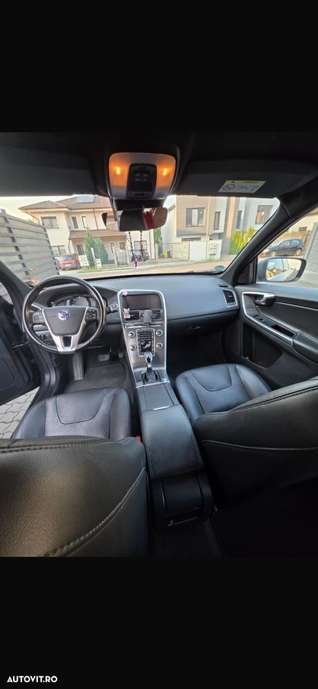 Volvo XC 60 - 8