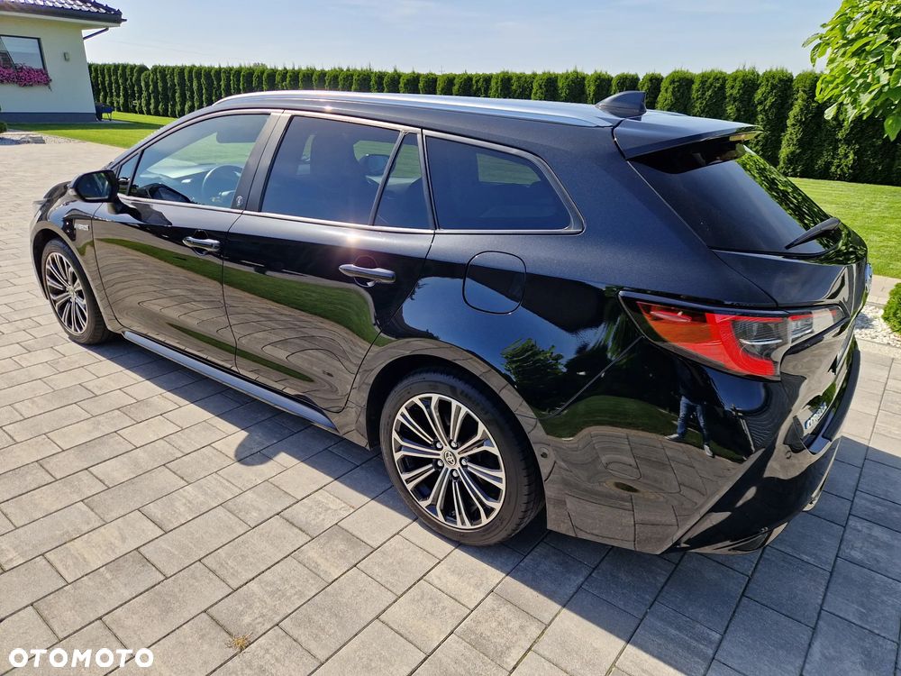 Toyota Corolla 2.0 Hybrid Executive - 5