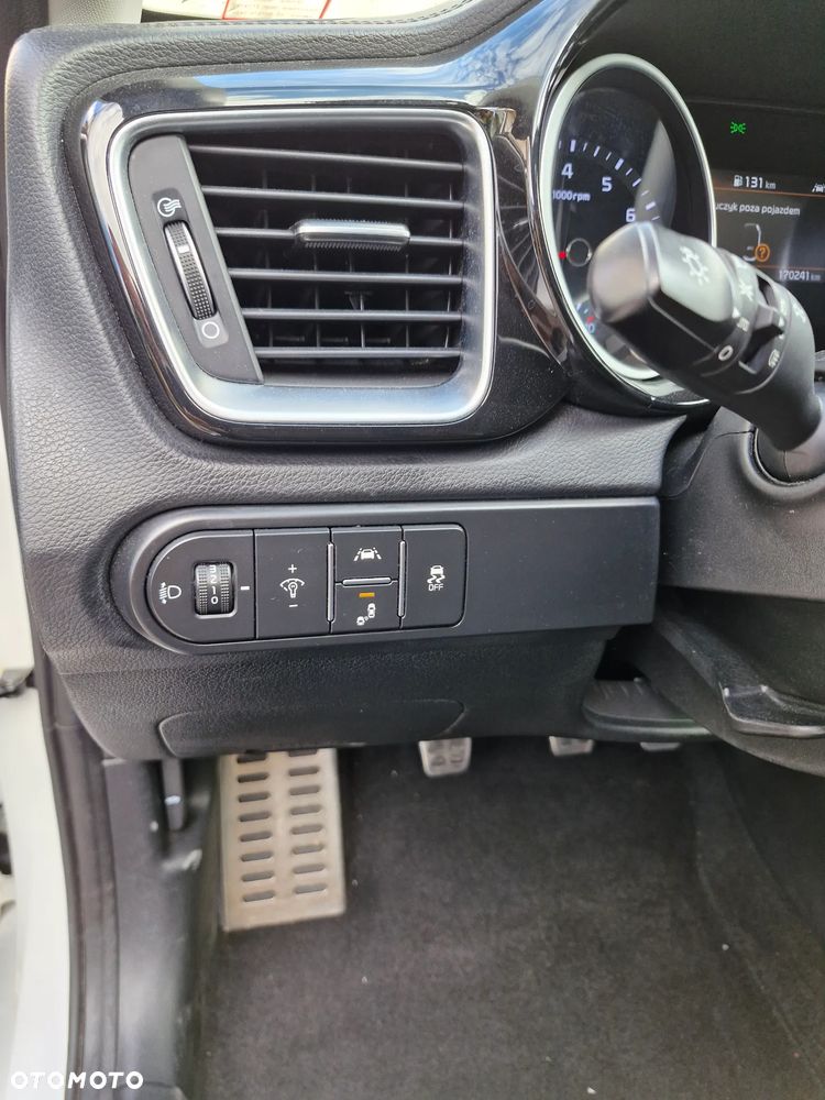 Kia Ceed 1.4 T-GDI OPF Spirit - 29