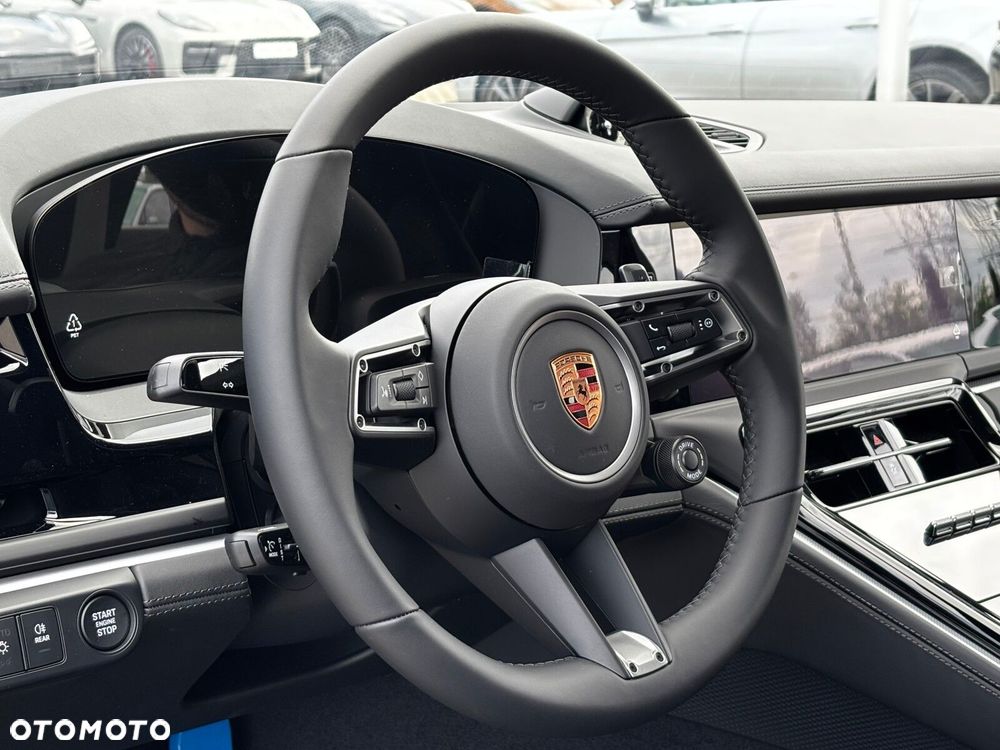 Porsche Panamera - 24