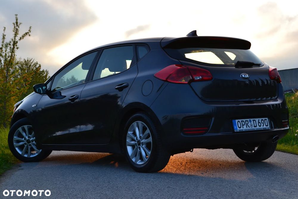 Kia Ceed 1.6 GDI Edition 7 - 15