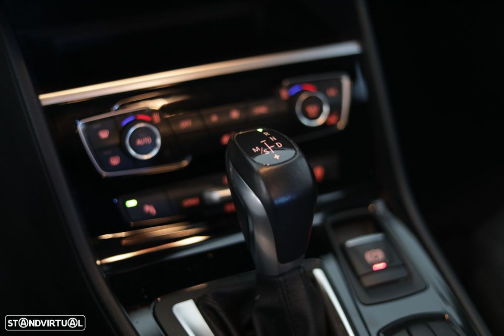 BMW 225xe Active Tourer Advantage - 12