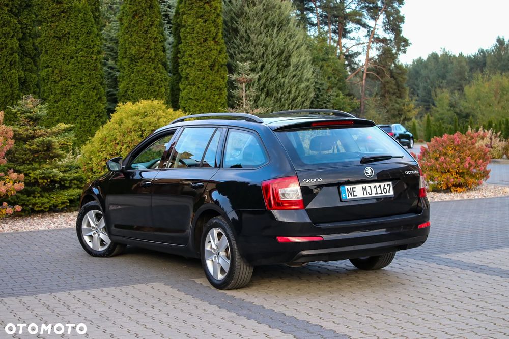 Skoda Octavia Combi 2.0 TDI Ambition - 15