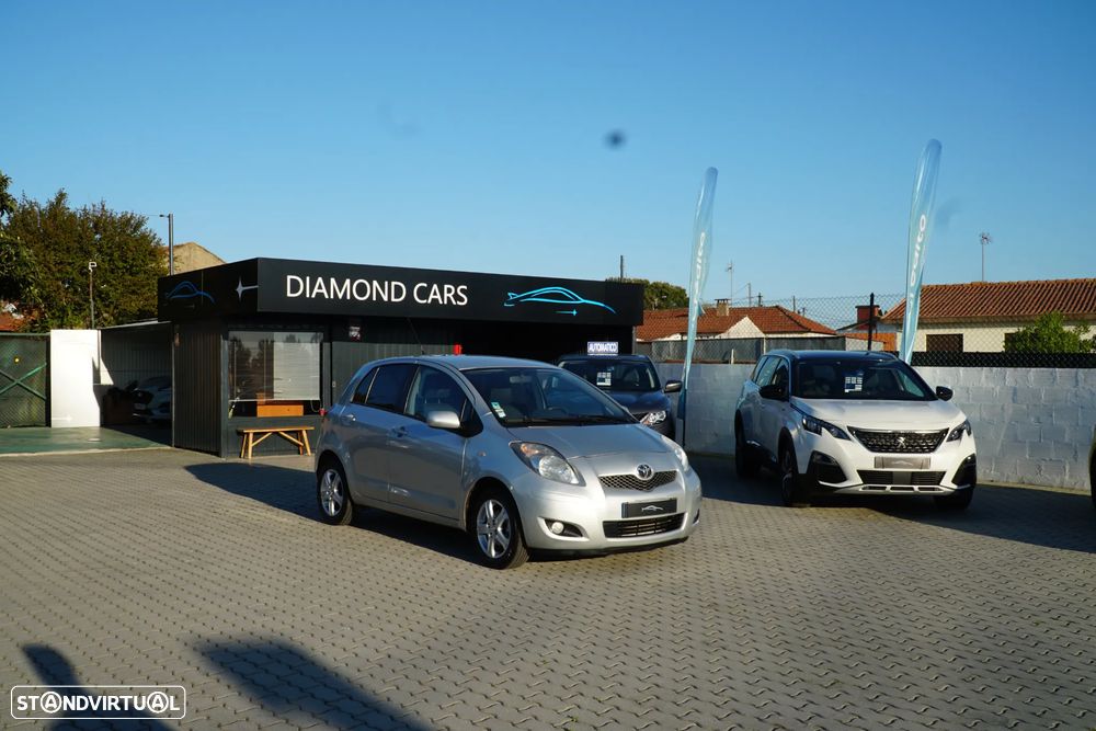 Toyota Yaris 1.0 VVT-i AC Manual - 2