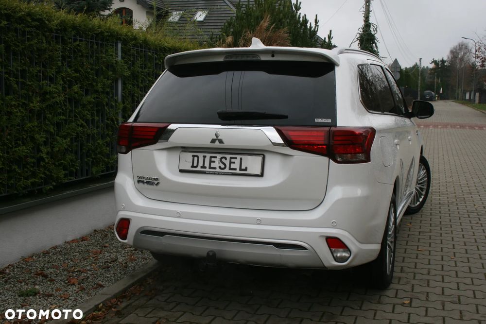 Mitsubishi Outlander Instyle + - 6