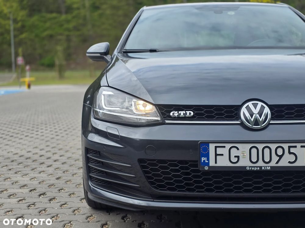Volkswagen Golf 2.0 TDI BMT GTD - 33