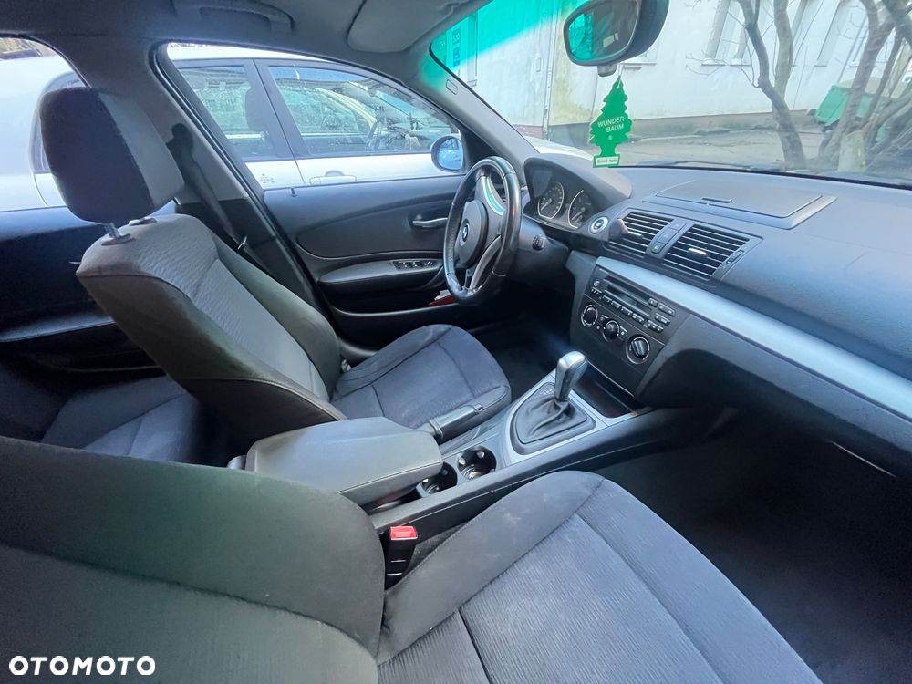 BMW Seria 1 118i - 10