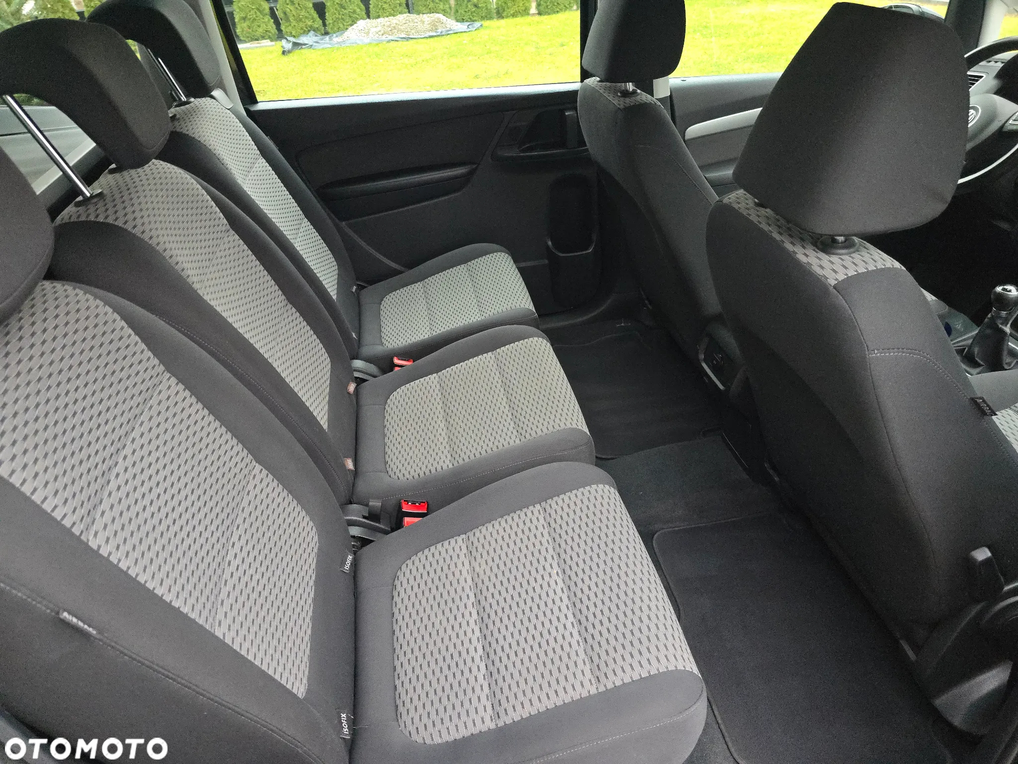 Volkswagen Sharan 2.0 TDI BlueMotion Technology Trendline - 12