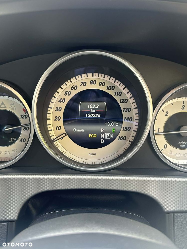 Mercedes-Benz Klasa E - 11