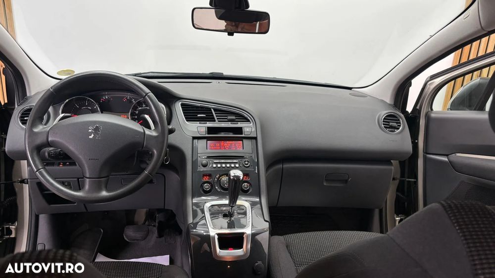 Peugeot 5008 - 6