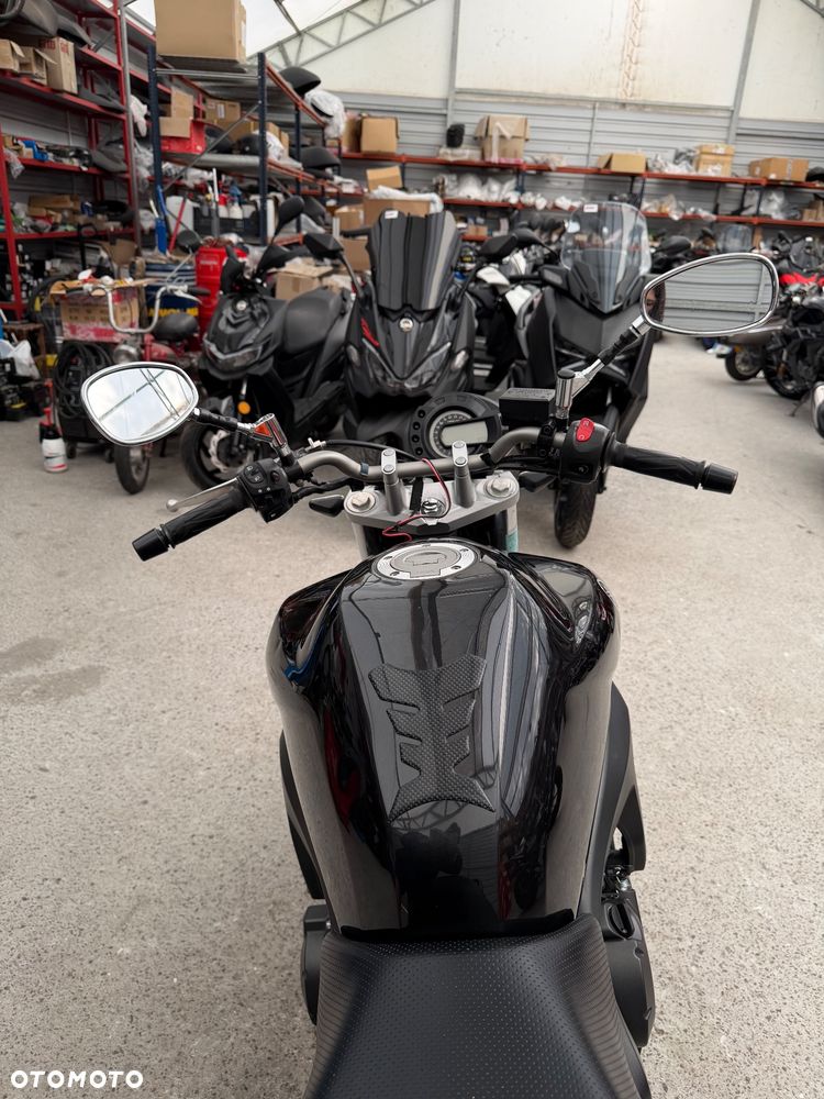 Yamaha FZ6 - 10