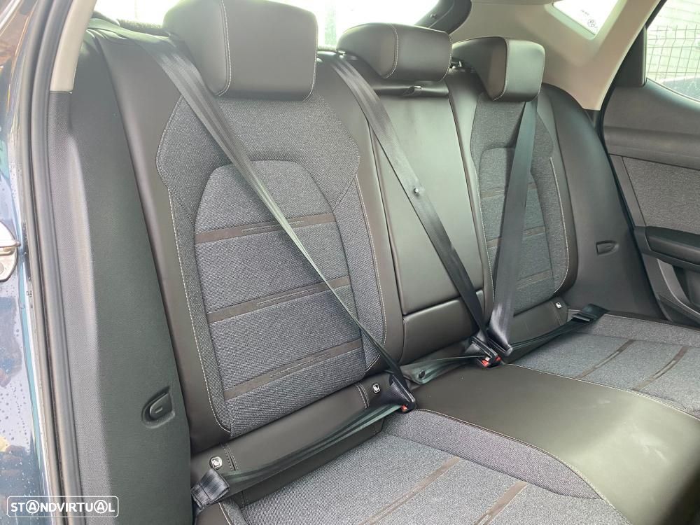 SEAT Leon 1.4 e-Hybrid Xcellence DSG - 10