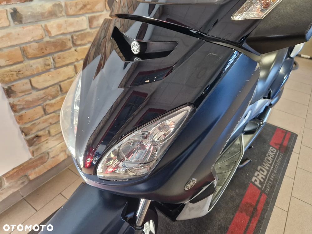 Yamaha X-max - 22
