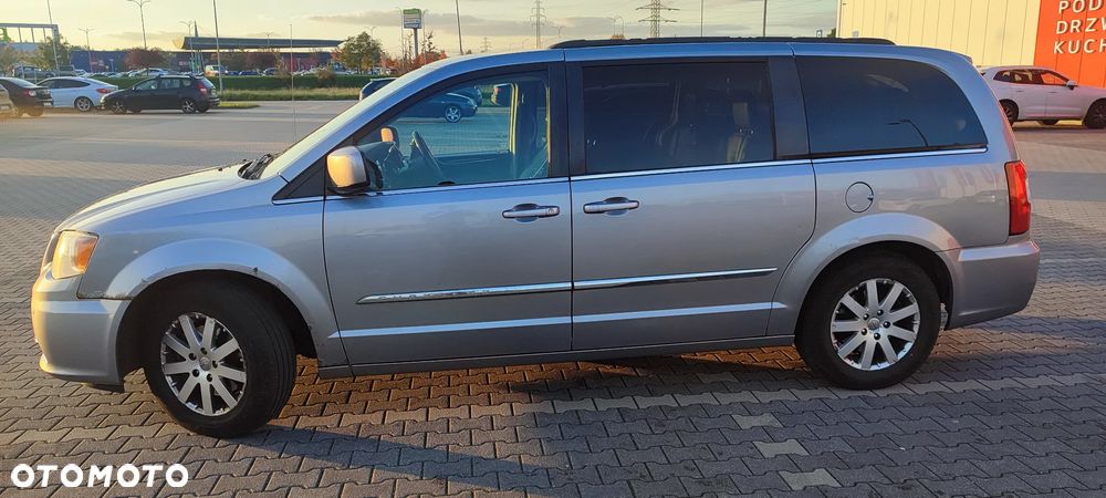 Chrysler Town & Country 3.6 Touring - 4