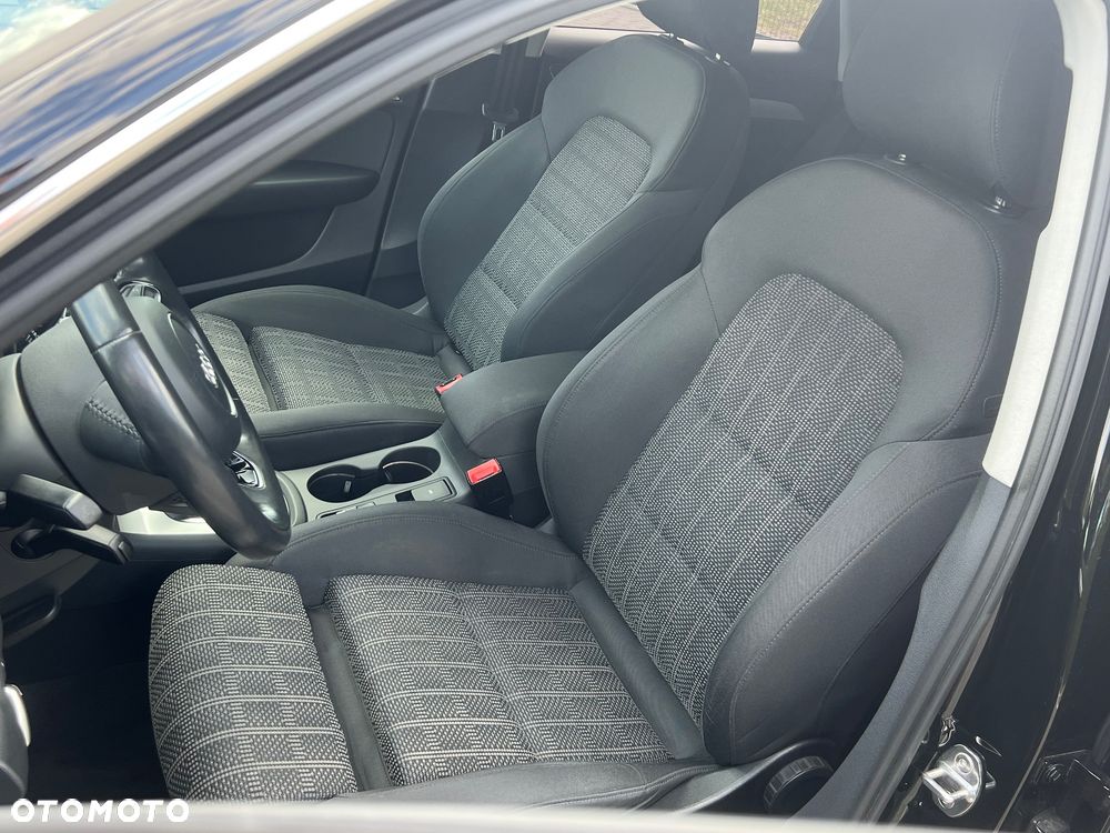 Audi Q3 35 TDI Quattro S tronic - 24